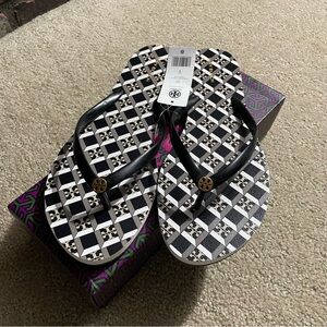 Tory Burch Chelsea Flip Flops